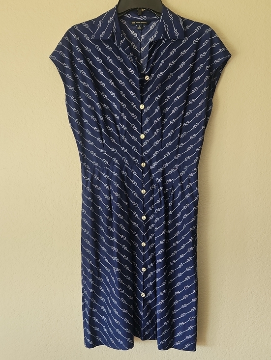 Brooks Brothers Dresses & Skirts - Navy Chain-Print Button-Front Dress 346 Brooks Brothers Size 6